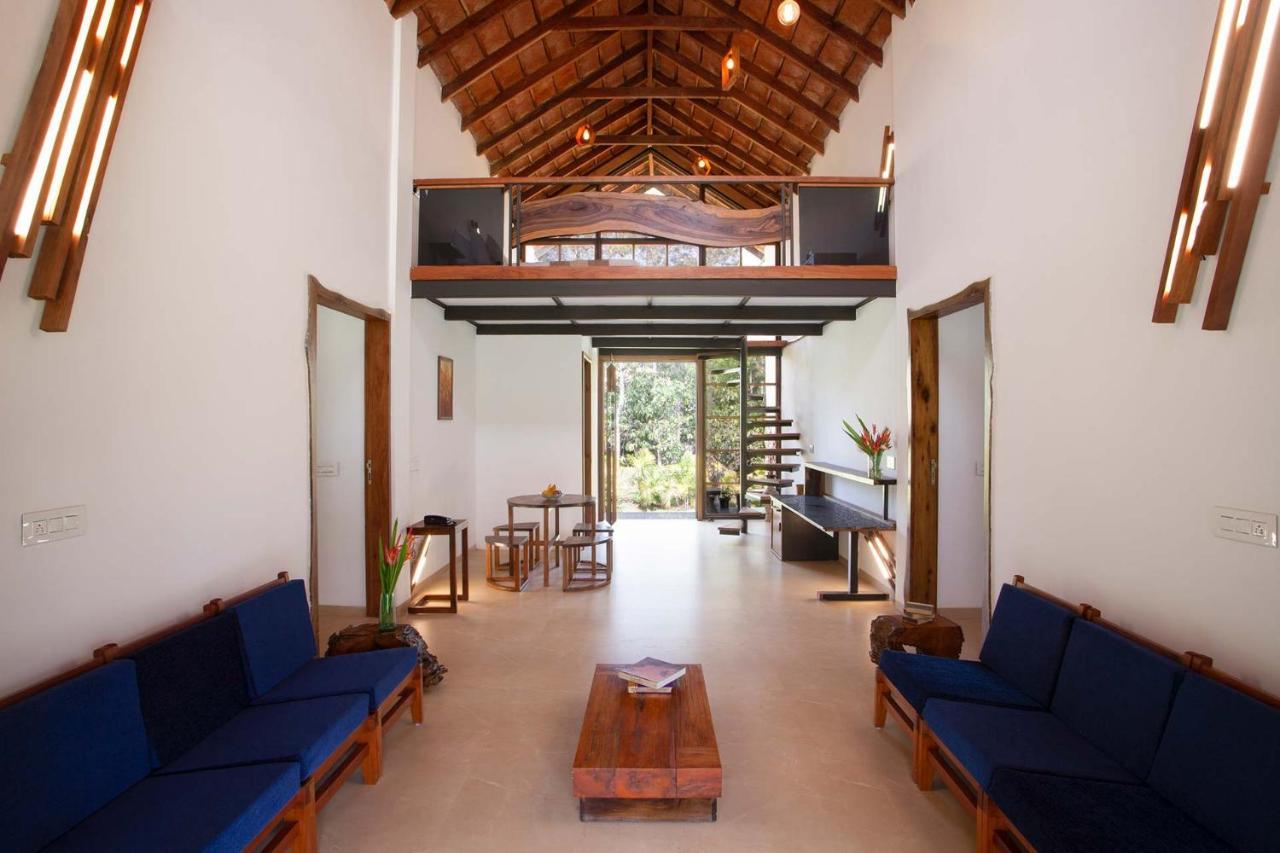 Stayvista At Cedar - Strelitzia 2Bhk With Breakfast And Jacuzzi Chikmagalūr Extérieur photo