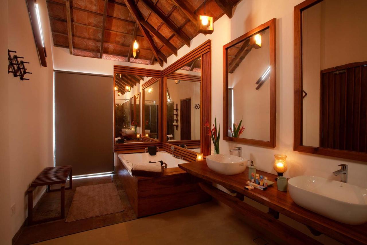 Stayvista At Cedar - Strelitzia 2Bhk With Breakfast And Jacuzzi Chikmagalūr Extérieur photo