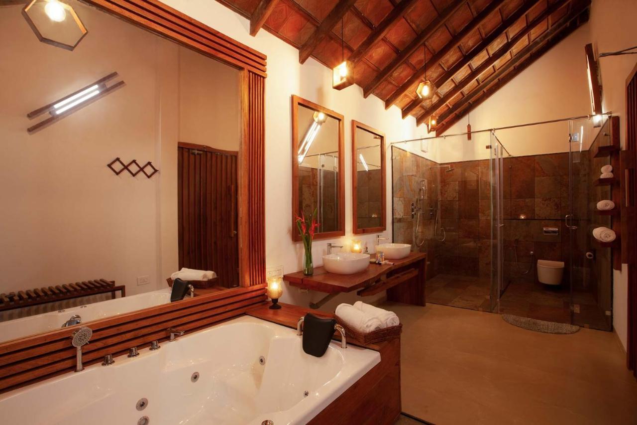 Stayvista At Cedar - Strelitzia 2Bhk With Breakfast And Jacuzzi Chikmagalūr Extérieur photo